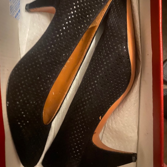 Black Kitten Heels - Picture 1 of 3